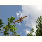 Lago - Canadair im Anflug